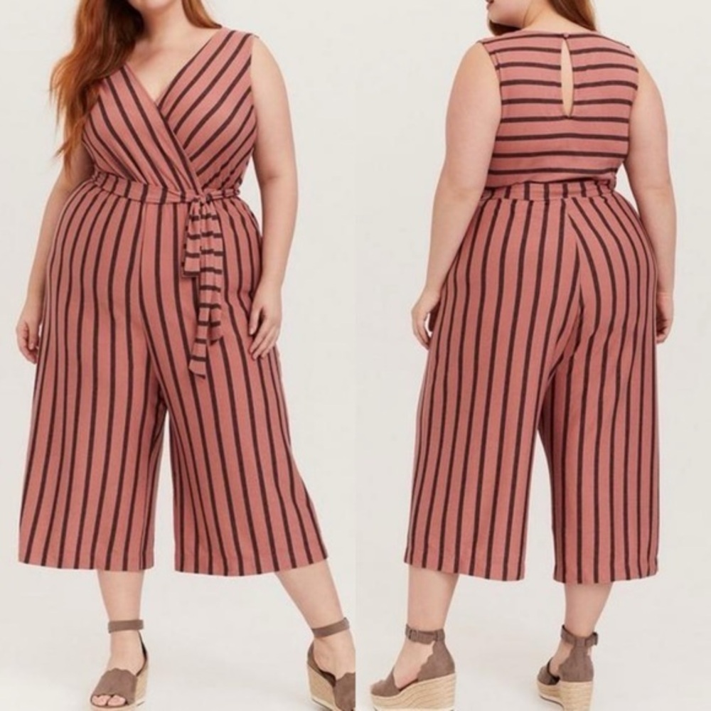 NWT Torrid size 1X pink striped jumpsuit